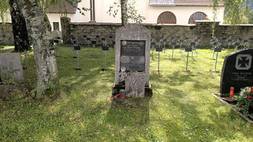 Cimitero della Prima Guerra Mondiale e degli Ufficiali della Wermacht