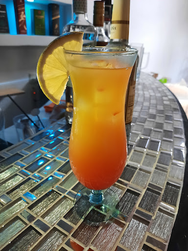 BAR UNDER - Visual
