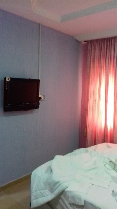 Photos of Edinan Hotels & Suites Limited