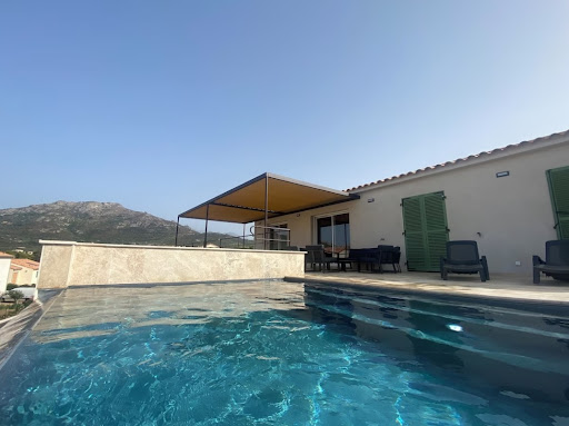 Photo de Villas de Sant'Ambroggio: Villa tout confort avec piscine, proche mer et Port de Sant'Ambroggio, Lumio, Calvi en Haute-Corse