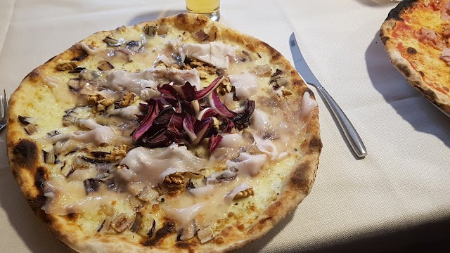 Pizzeria Restaurant Metropolis