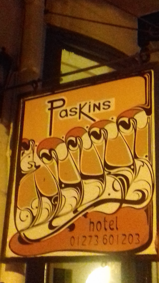Paskins Hotel