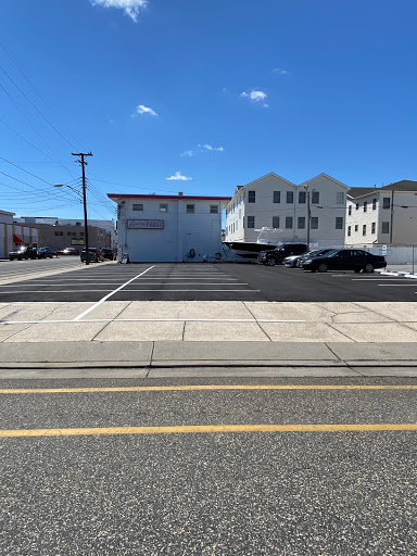 Laura's Parking - Thumbnail