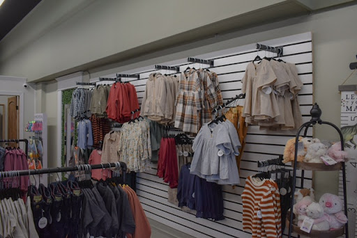 Oak + Ivy Threads Gallery - United States