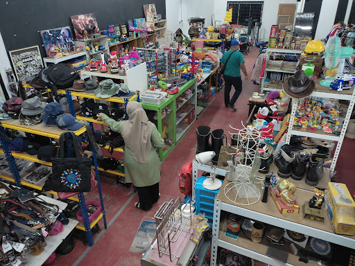 KEDAI KAKI LIMA