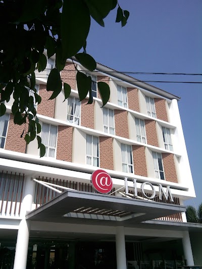 Photos of Hotel @Hom Platinum Gowongan