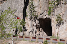 Needles Eye Tunnel, Custer, United States