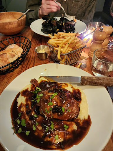 Entre Nous French Bistro - Thumbnail