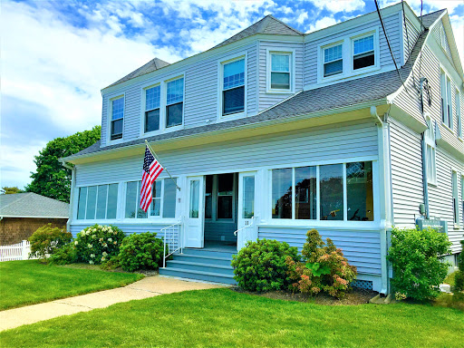 WOODMONT BEACH APARTMENTS
