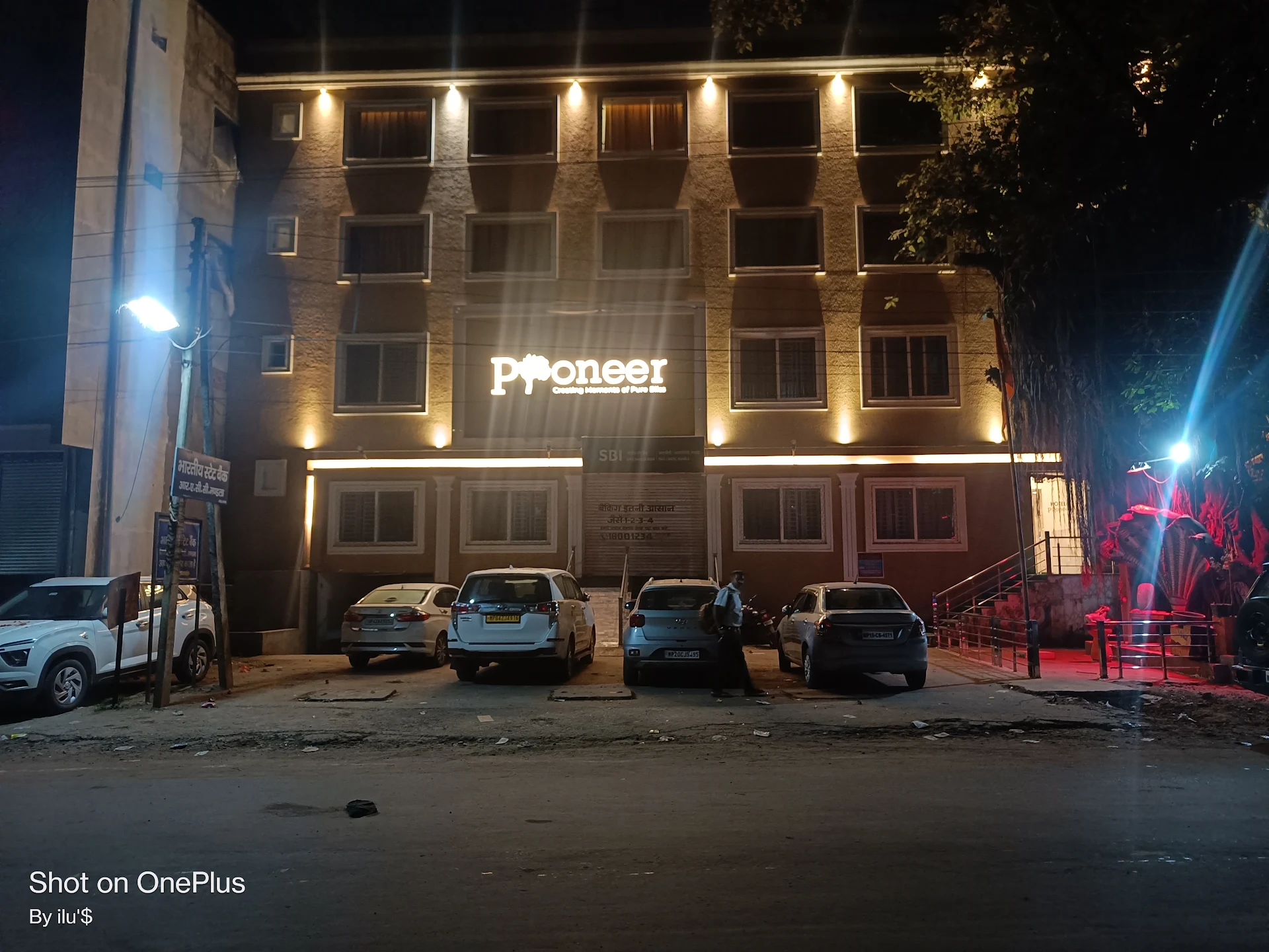 Pioneer Hotel