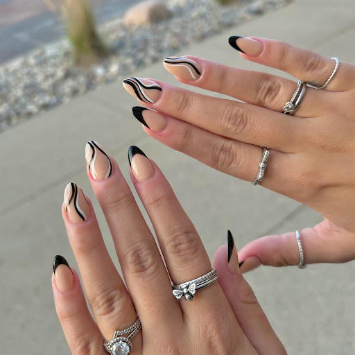 Luxe Nails Salon - Thumbnail