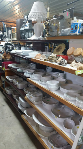 Markey's Resale - Visual
