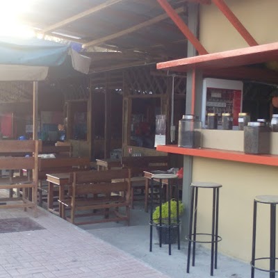 Photos of Gubuk Coffee Central & Alinza Ampera Kampuang