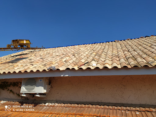Photo de Artisan bâtiment ct, couverture, charpente, placo, peinture à Mouleydier (24520)