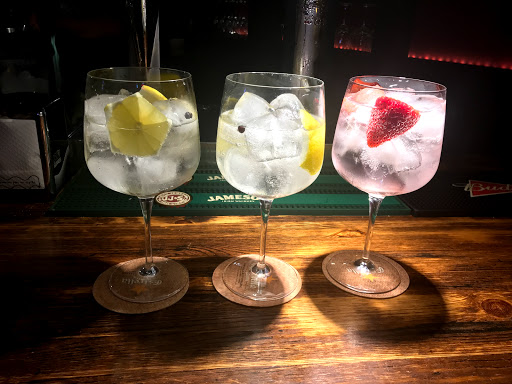 Taberna Collins - Visual
