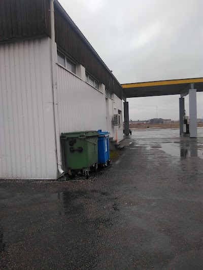 Photos of OBB Kaubanduse S&auml;revere tankla
