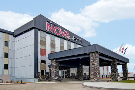 Chateau Nova Yellowknife Logo