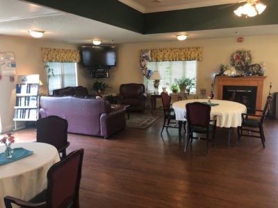 Mountain Memories Assisted Living & Retirement Center - Photo 2