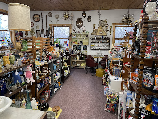 Old Stone Ml Antiques & Treasures - Thumbnail