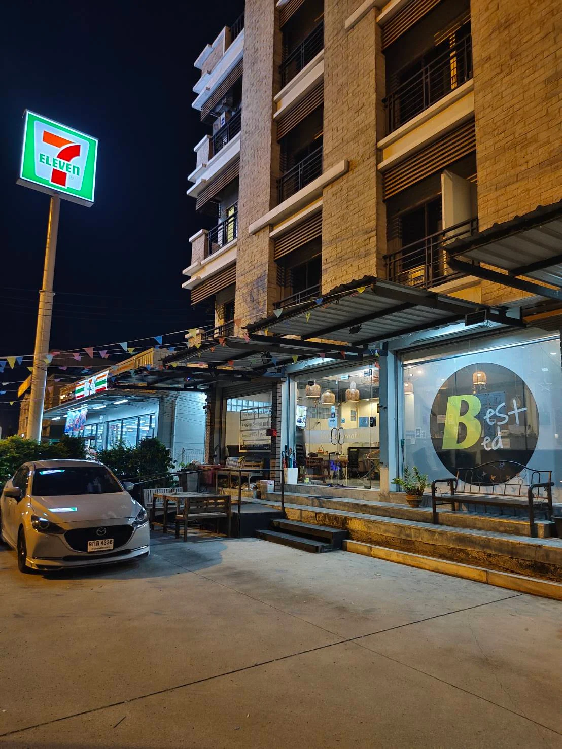 Best Bed Suvarnabhumi Hostel