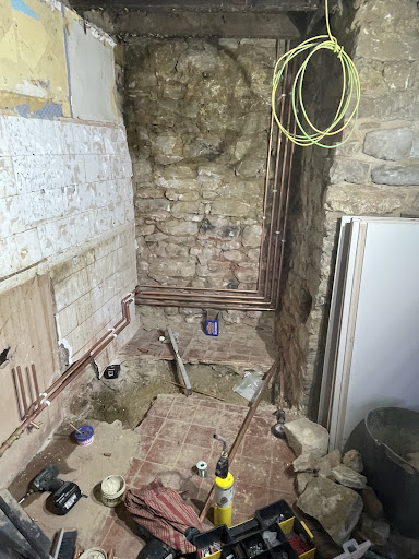 Bespoke Plumbing and Heating Solutions Logo