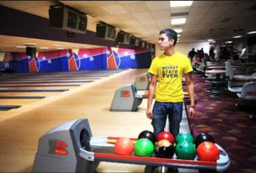 Nightingale Lanes & Lounge