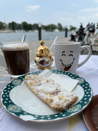 Jennys Hafencafé - Thumbnail