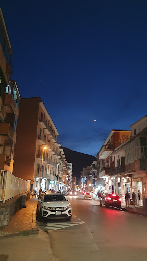 Via Giuseppe Cosenza Parking - Thumbnail