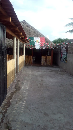 Palapa. "Cordillera" Gallery - Mexico