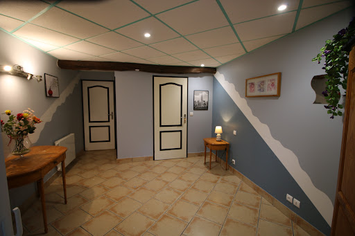 Photo de Maison de retraite/EHPAD/Famille d'accueil agréée à Bussac-Forêt (17210)