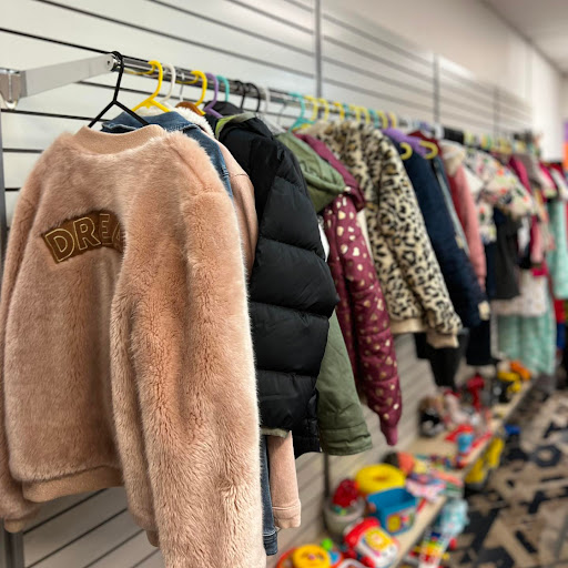 Church 4 Life Op Shop Woodrising - Thumbnail