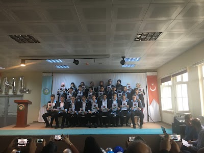 Çarşıbaşı İsmail Çavuş Anadolu İmam Hatip Lisesi