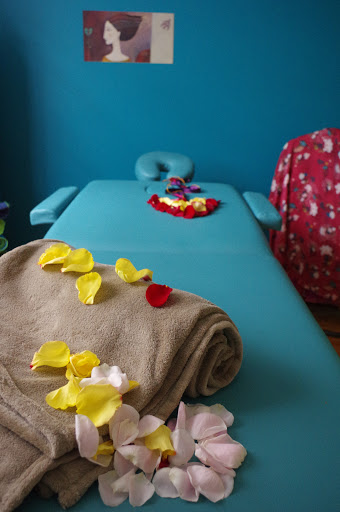 Photo de Claire Pottier • Massage femme enceinte et rebozo à Billère (64140)