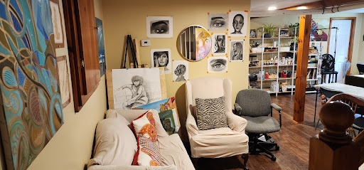 Pearl Hill Studio - Thumbnail