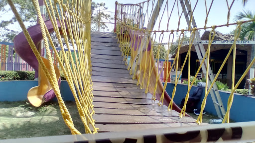 Infantil 24 De Octubre Park - Thumbnail