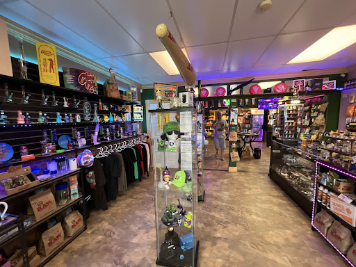 Jolly Smoke Shop - Canada