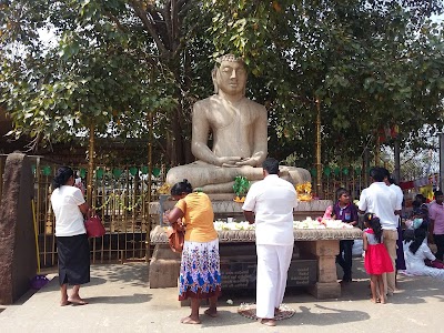 Photos of Somawathiya Buddha Statue