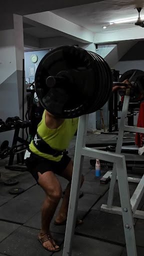 Heavy Squats at Muscle Factory Faridabad post image