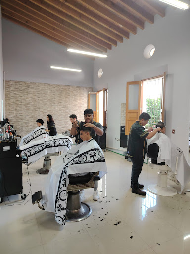 Capelli Alta Peluquería y Barbería
