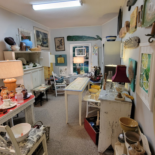 Old Elegance Antiques - Thumbnail