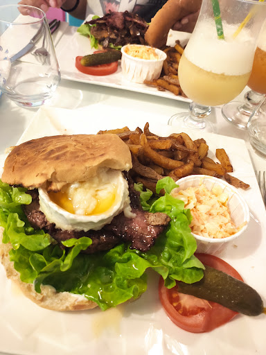 Photo 3 - Le Sixties Café