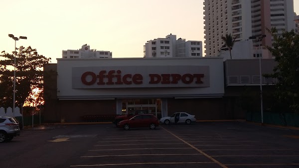 Office Depot, Av Costera Miguel Alemán 3205, Costa Azul, 39850 Acapulco,  Gro., México