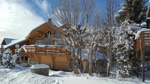 Photo de Rêve d'Hiver location chalet de luxe avec piscine - haut gamme - résidence hôtelière (Alpes d'Huez) à Huez (38750)
