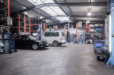 Photos of StarWash - Meisterwerkstatt - Autowaschanlage - SB-Waschpark