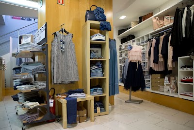 Photos of Pines Abbigliamento