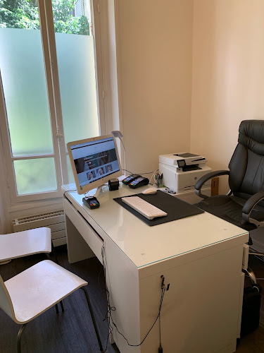 Avis sur Docteur Damien Macé - ORL Paris 16 - Chirurgie cervico-faciale Acouphènes, troubles du sommeil à Issy-les-Moulineaux - Docteur