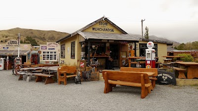 Photos of Three Creeks, Vintage Garage Decor