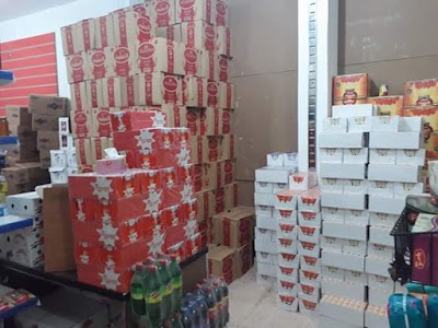 Photos of Safwa ration goods and food