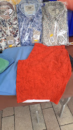 Photo n°11 de VETEMENTS Homme DECROIX Vincent à L'Isle-sur-le-Doubs (Magasin de vêtements pour hommes)