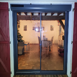 Photo n°25 de Menuiserie M.Mesnel à Rugles (Magasin de stores et de rideaux)